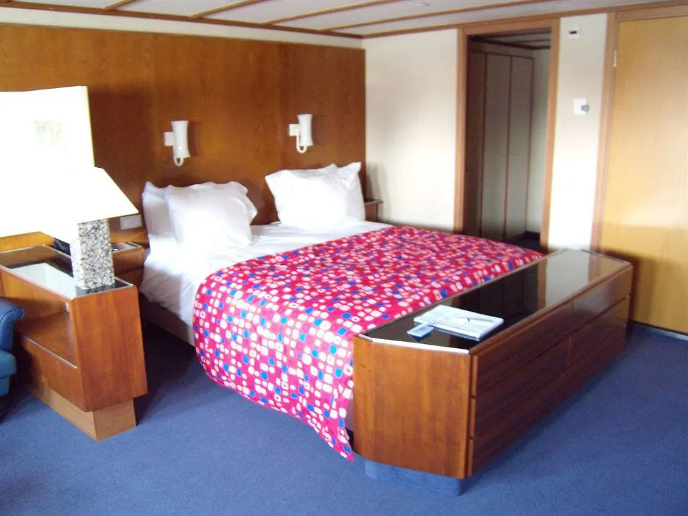 Ss Rotterdam By Westcord Hotel 4*,